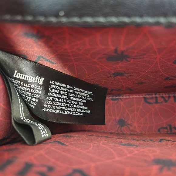 Loungefly Elvira Mistress Of The Dark Crossbody NWT Red/Black Spiderweb Goth - Picture 15 of 16